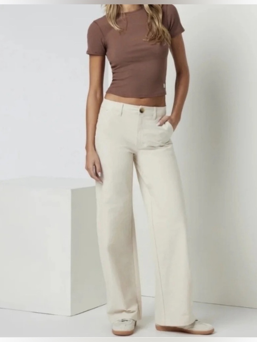 Vuori Getaway Wide Leg Pants in Milkweed Cream Size Small